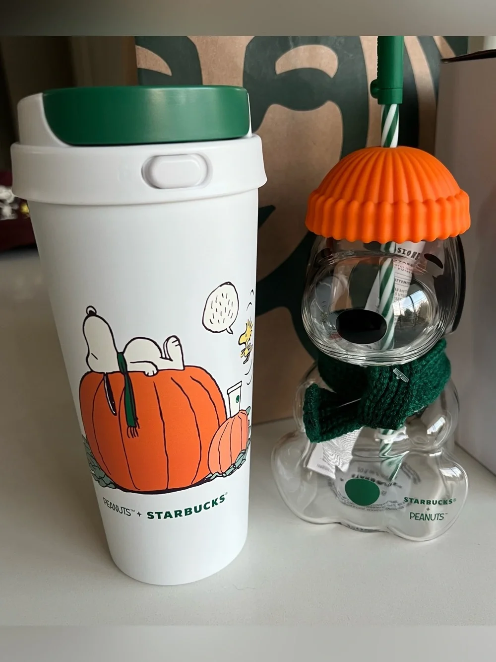 Starbucks peanuts snoopy